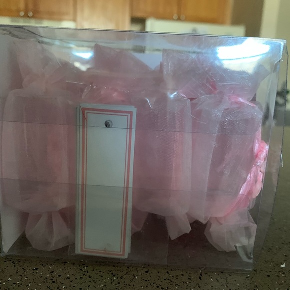 NWOT Pink  Baby Shower Fillable Favors - Picture 2 of 3